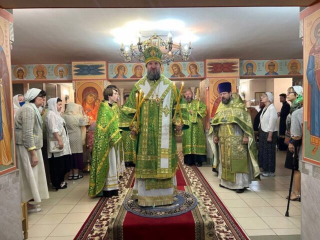 Епископ Евсевий возглавил престольное торжество в храме преподобного Антония Римлянина Витебска