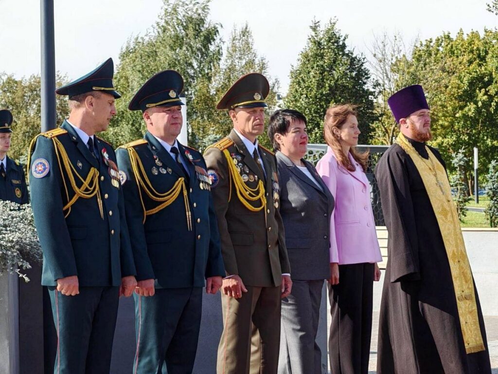 Иерей Георгий Совецкий принял участие в церемонии вступления в военно-патриотические клубы МЧС