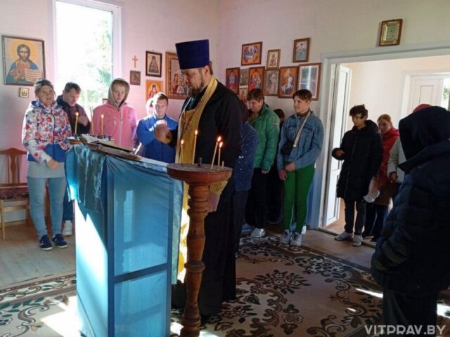 Иерей Григорий Машлякевич посетил Богушевский детский социальный пансионат "Лучезарный"