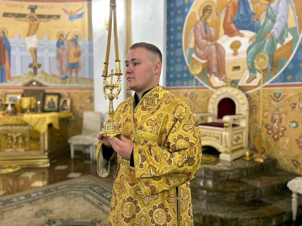 Епископ Евсевий возглавил Литургию в Успенском кафедральном соборе Витебска