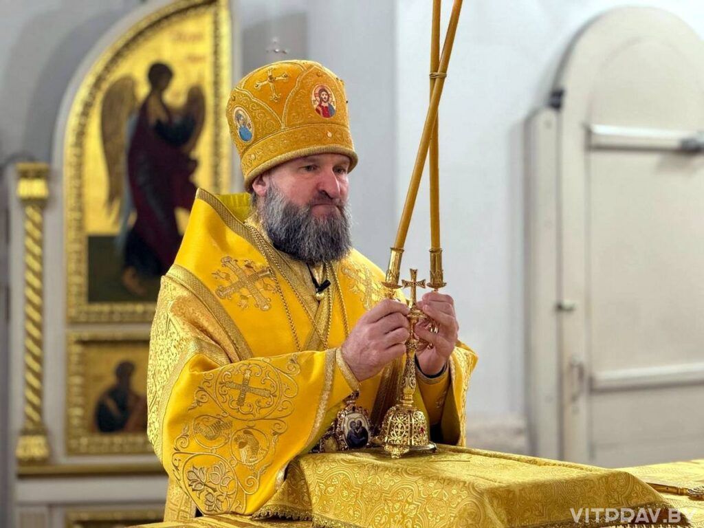В Неделю 28-ю по Пятидесятнице епископ Евсевий возглавил Литургию в Успенском кафедральном соборе Витебска