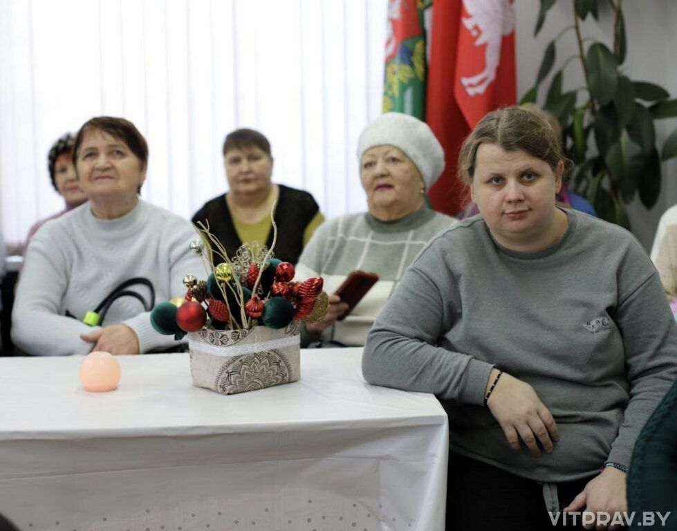 Протоиерей Сергий Лешкевич принял участие в новогоднем мероприятии в ТЦСОН Лепельского района