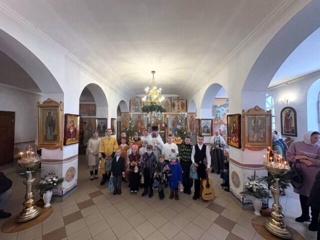 Калейдоскоп Рождественских мероприятий прошел в Лиозненском благочинии
