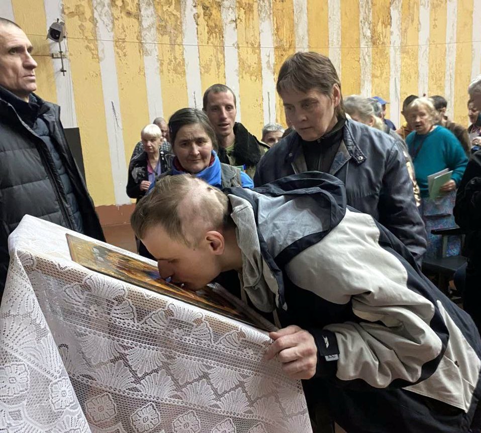 Участники группы милосердия посетили Максимовский пансионат