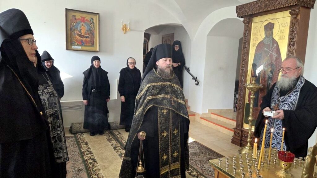 Заупокойная лития о расстрелянных участниках Поместного Собора Русской 1917 года прошла в Свято-Духовом монастыре Витебска