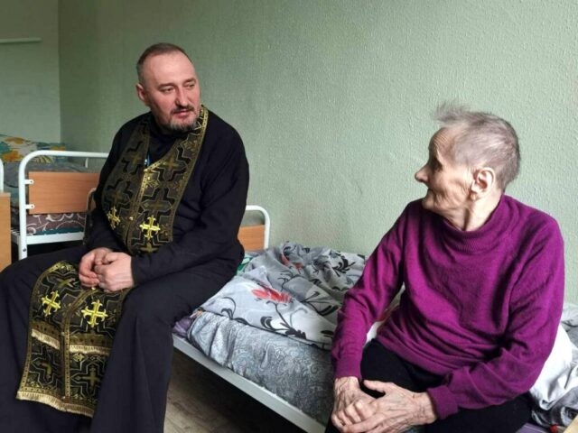Иерей Иоанн Вабищевич посетил Пышнянскую больницу сестринского ухода