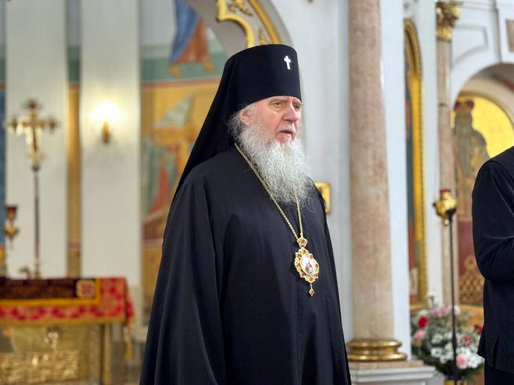 В праздник Светлого Христова Воскресения архиепископ Димитрий возглавил Пасхальный молебен в Свято-Успенском кафедральном соборе Витебска