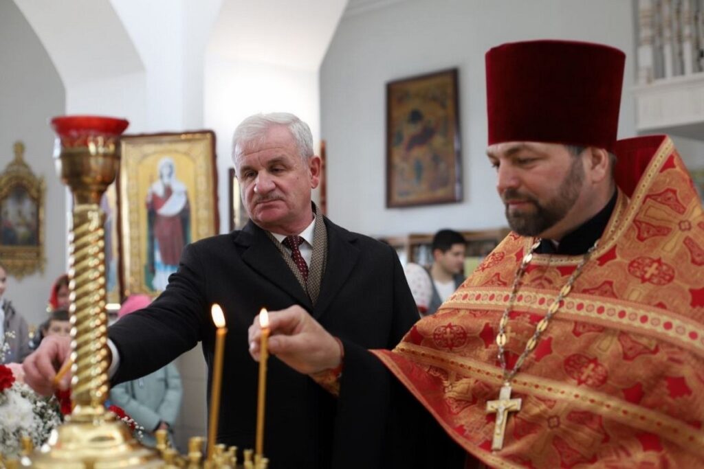 В храме Рождества Христова Лепеля прошел Пасхальный утренник