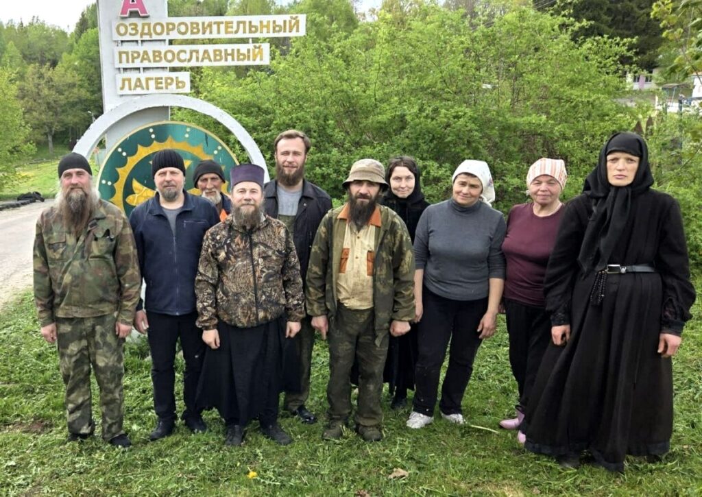 Представители Витебской епархии приняли участие в подготовкеправославного лагеря «Дружба» к открытию смены