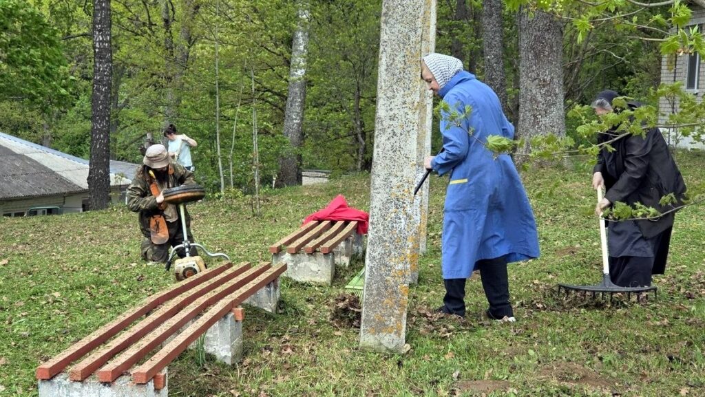 Представители Витебской епархии приняли участие в подготовкеправославного лагеря «Дружба» к открытию смены