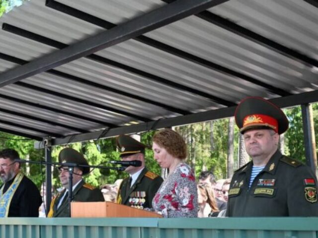 Иерей Сергий Денищиц принял участие в церемонии принятия военной присяги