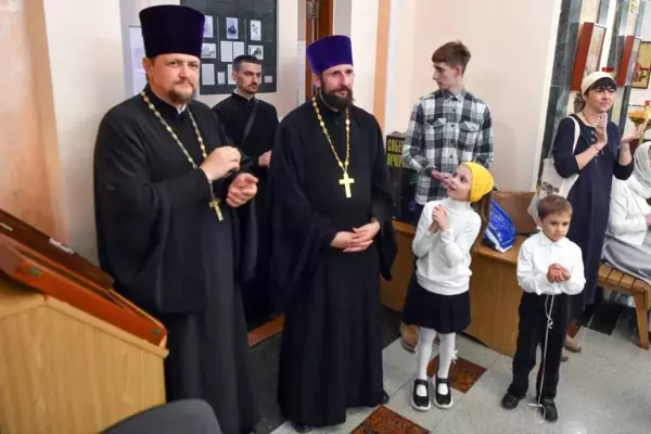 В храме Преображения Господня Витебска прошел епархиальный праздник «День защиты детей, семьи и семейных ценностей» 