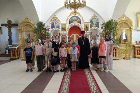 В Лепеле воспитанники летнего лагеря познакомились с историей храма и основами православия