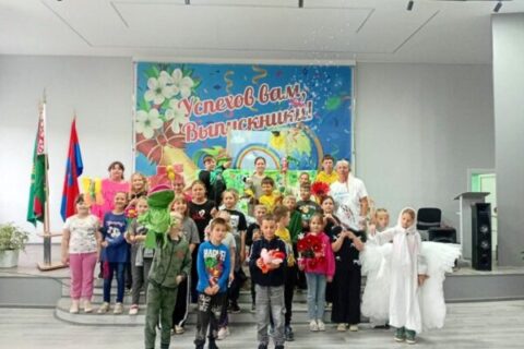 Добровольцы "Лучики добра" посетили летний лагерь Новкинской средней школы