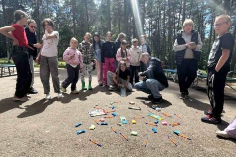 Отряд добровольцев " Лучики добра" посетил летний лагерь "Луч"
