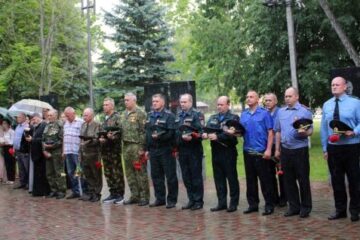 Протоиерей Феодор Пучинский совершил молебен и панихиду и принял участие в митинге в 85-ю годовщину начала Великой Отечественной войны