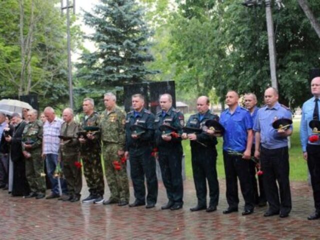 Протоиерей Феодор Пучинский совершил молебен и панихиду и принял участие в митинге в 85-ю годовщину начала Великой Отечественной войны