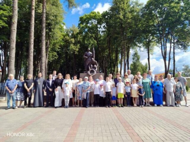 Иерей Михаил Машлякевич принял участие в митинге в День Независимости Беларуси
