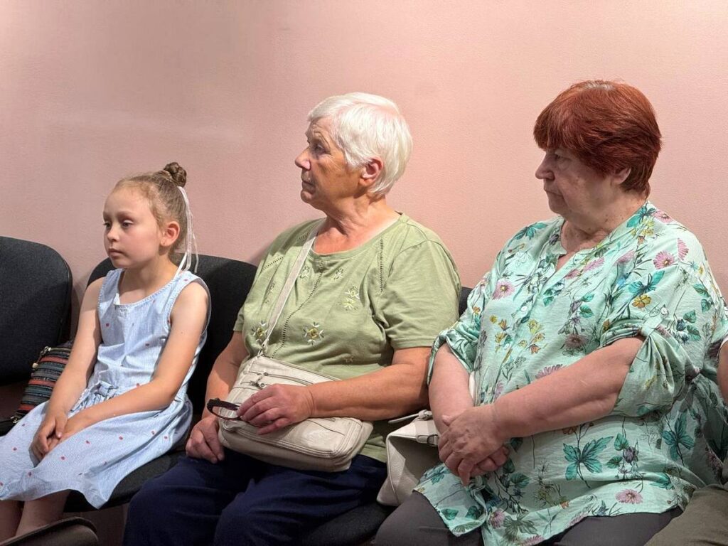 Члены сестричества вмч. Георгия Победоносца Городка посетили Максимовский социальный пансионат