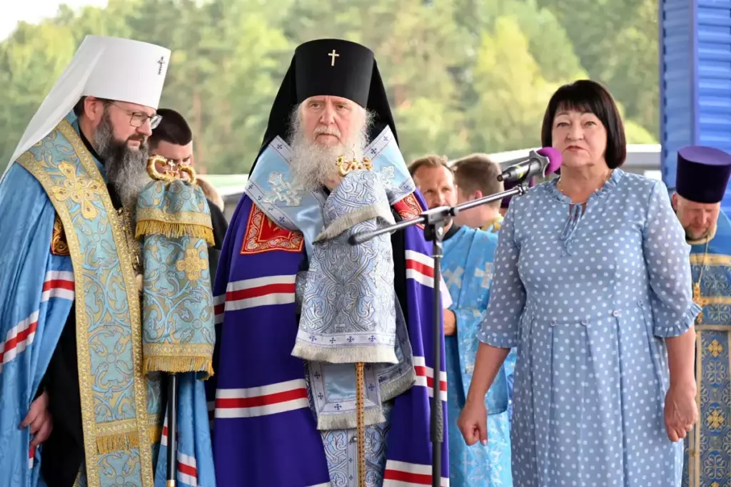 На границе России и Беларуси состоялась встреча ежегодного XXII Международного Одигитриевского крестного хода