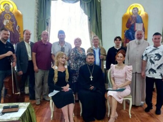 Иерей Дионисий Андреев выступил на открытии благотворительного вечера в поддержку международного фестиваля "Одигитрия"