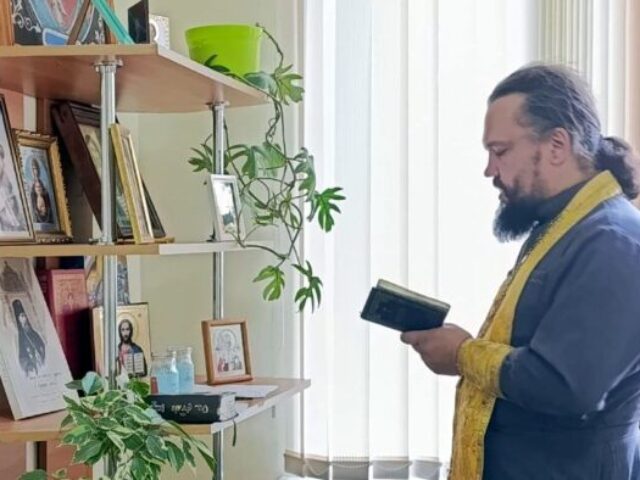 Иерей Николай Скобей посетил хоспис