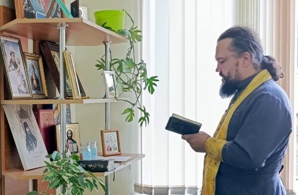 Иерей Николай Скобей посетил хоспис