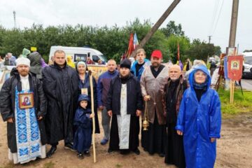 Представители Витебской епархии приняли участие в шествии V Всебелорусского крестного ход «Жировичи — Минск»