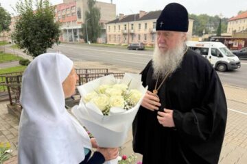 В Неделю 13-ю по Пятидесятнице архиепископ Димитрий возглавил Литургию в храме Рождества Пресвятой Богородицы Орши