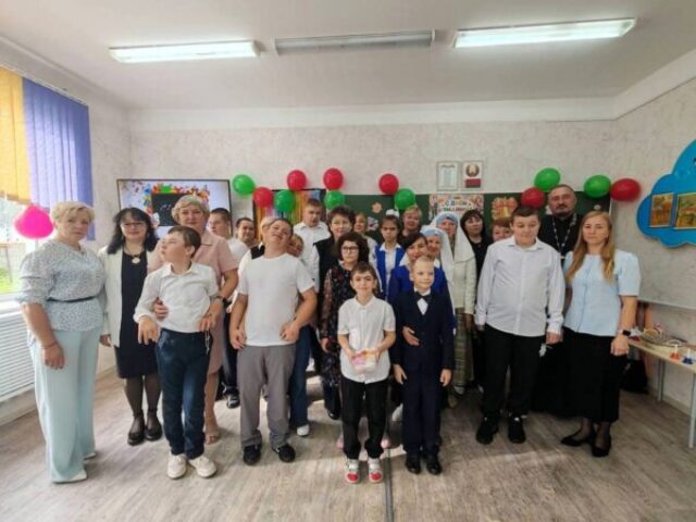 Иерей Иоанн Вабищевич посетил Лепельский районный центр коррекционно-развивающего обучения и реабилитации