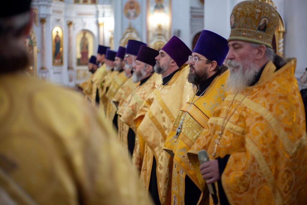 В Успенском кафедральном соборе прошел общегородской молебен "За единую Беларусь!"