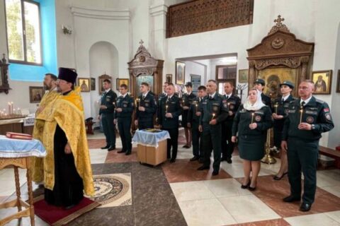 Протоиерей Валерий Серко совершил молебен в день памяти иконы Божией Матери «Неопалимая купина»