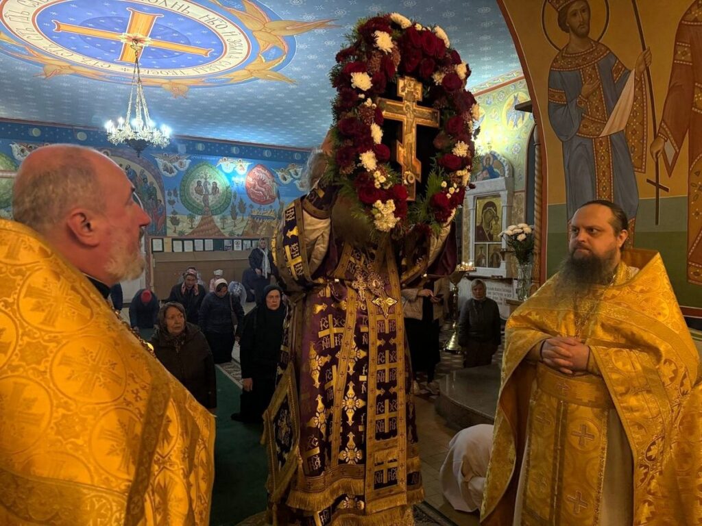 Архиепископ Димитрий возглавил всенощное бдение в Троицком Марковом монастыре Витебска