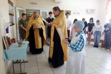 В Витебских медучреждениях совершили молебны о здравии детей