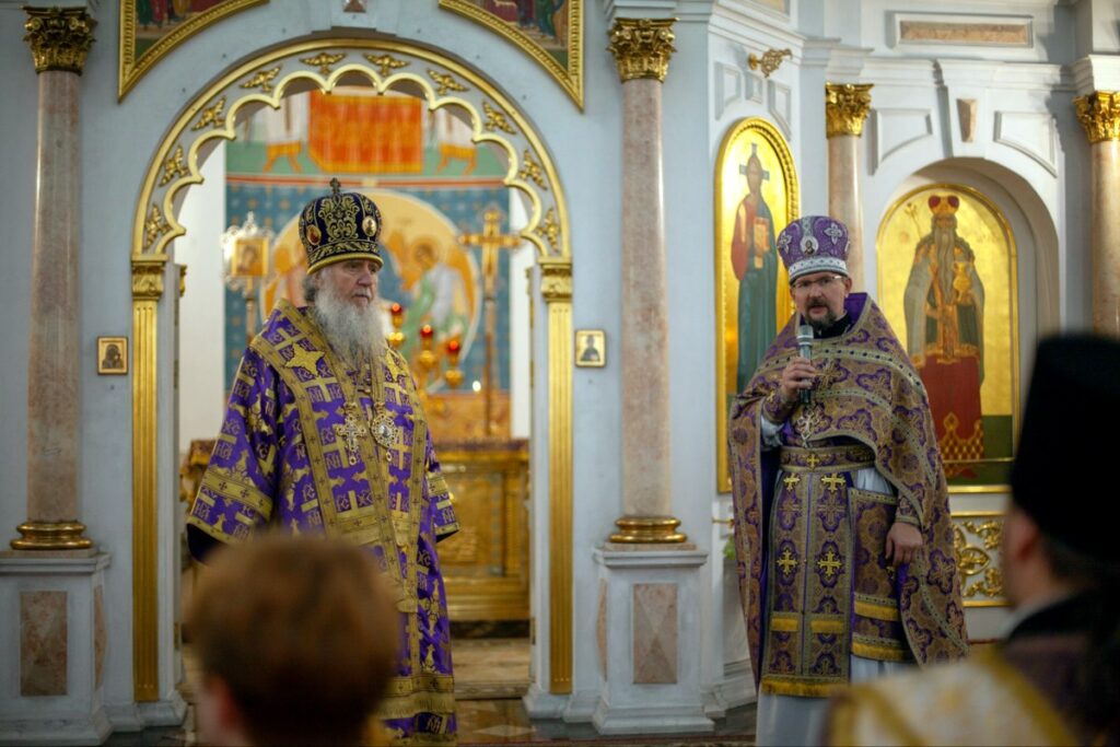 Архиепископ Димитрий совершил Литургию в день памяти святителя Димитрия Ростовского