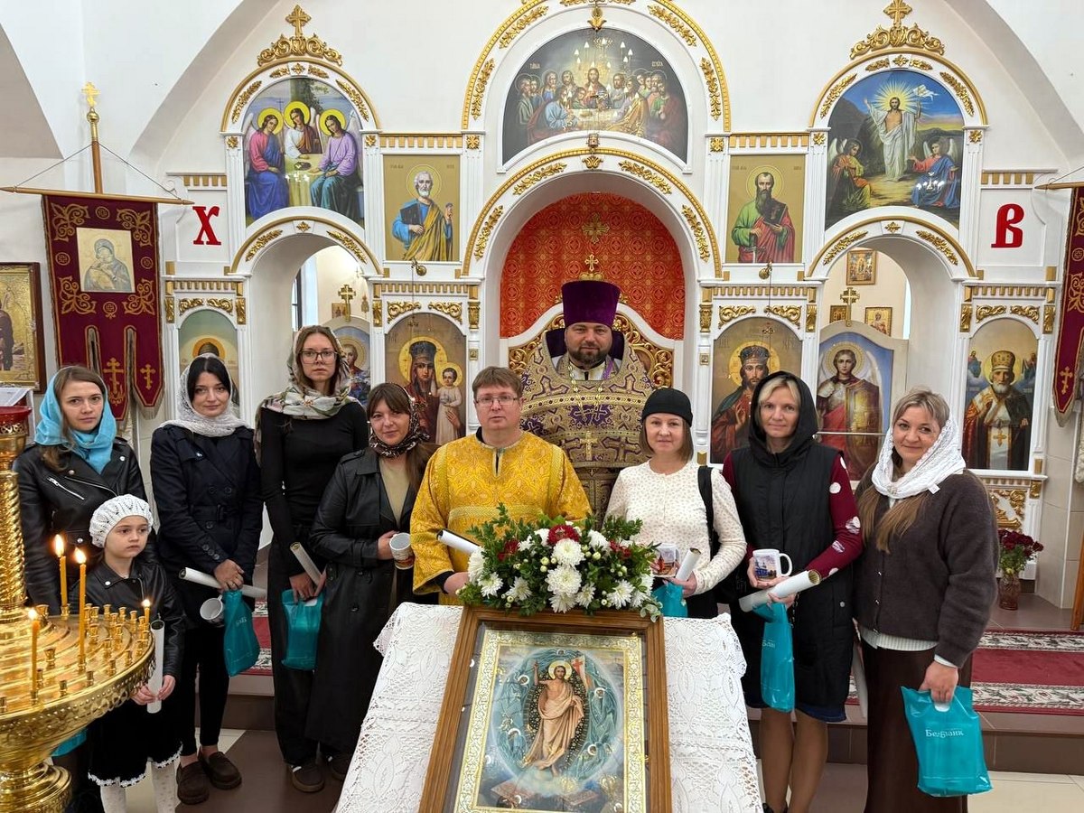 В храме Рождества Христова Лепеля наградили победителей фотоконкурса "Красота храмов Лепельщины"
