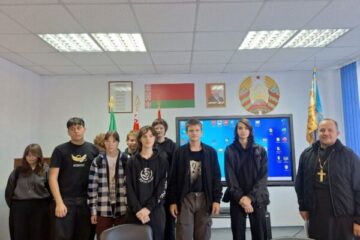 Иерей Владимир Догодька рассказал студентам о нравственных ценностях и преемственности поколений