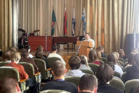 Иерей Олег Семенько посетил Оршанский государственный механико-экономический колледж
